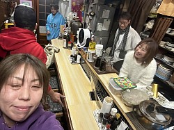 大宮八幡宮初詣前　スタッフ集合